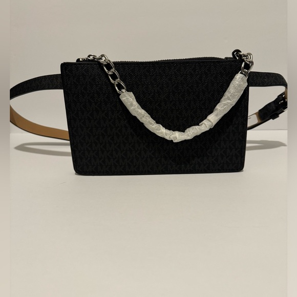Michael Kors belt bag - Picture 1 of 3